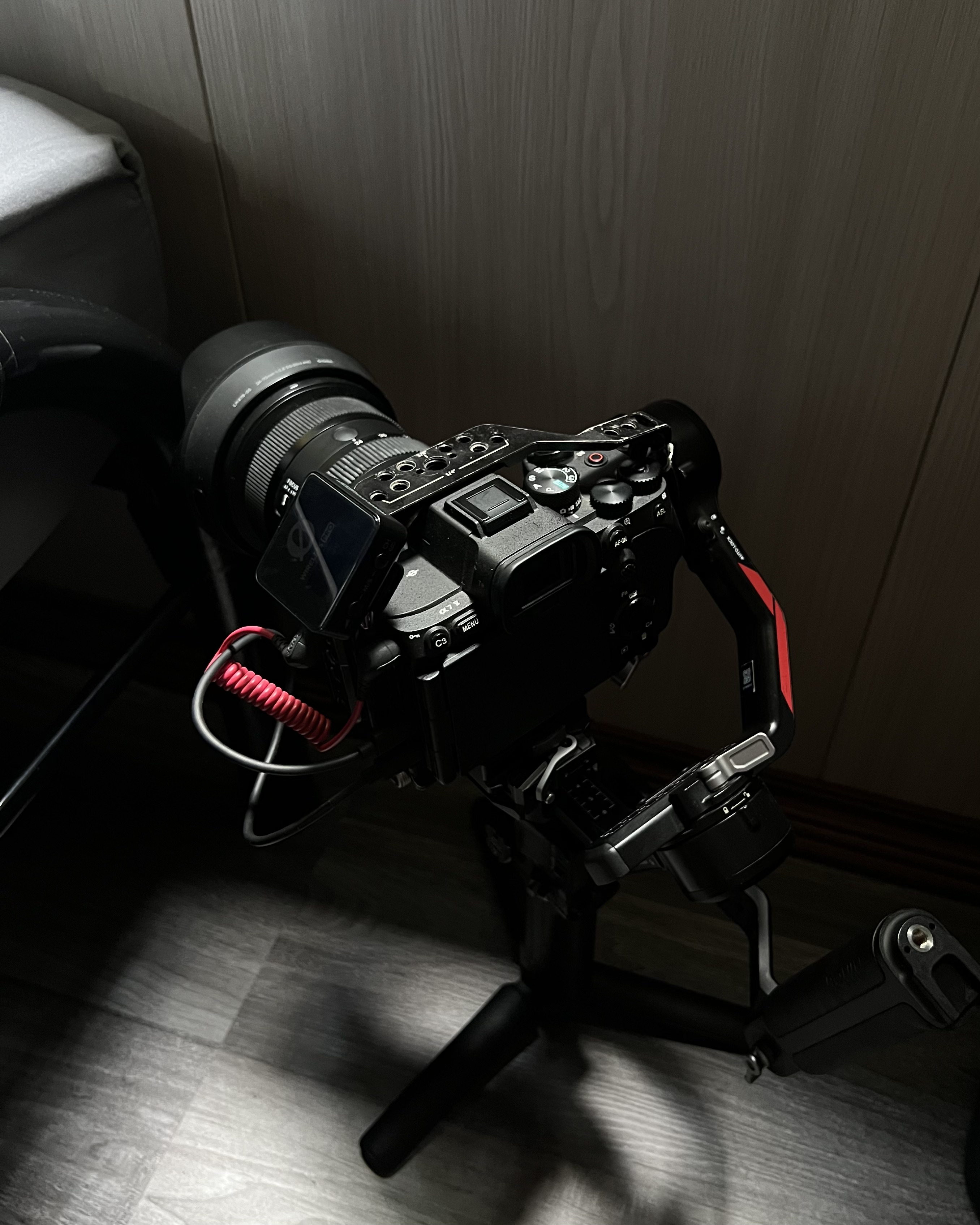 A7V paired with RS4 Pro gimbal